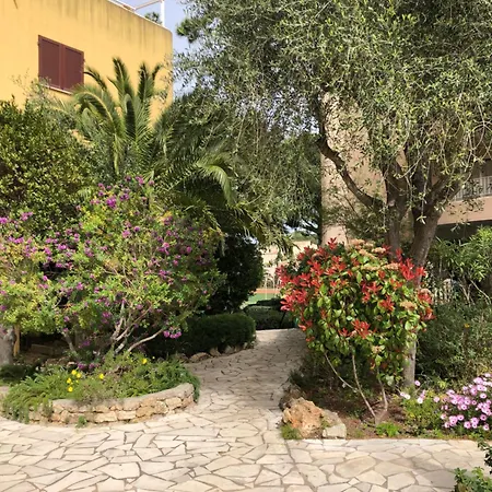 Appartement Rez De Jardin Cavalaire-sur-Mer Exterior foto