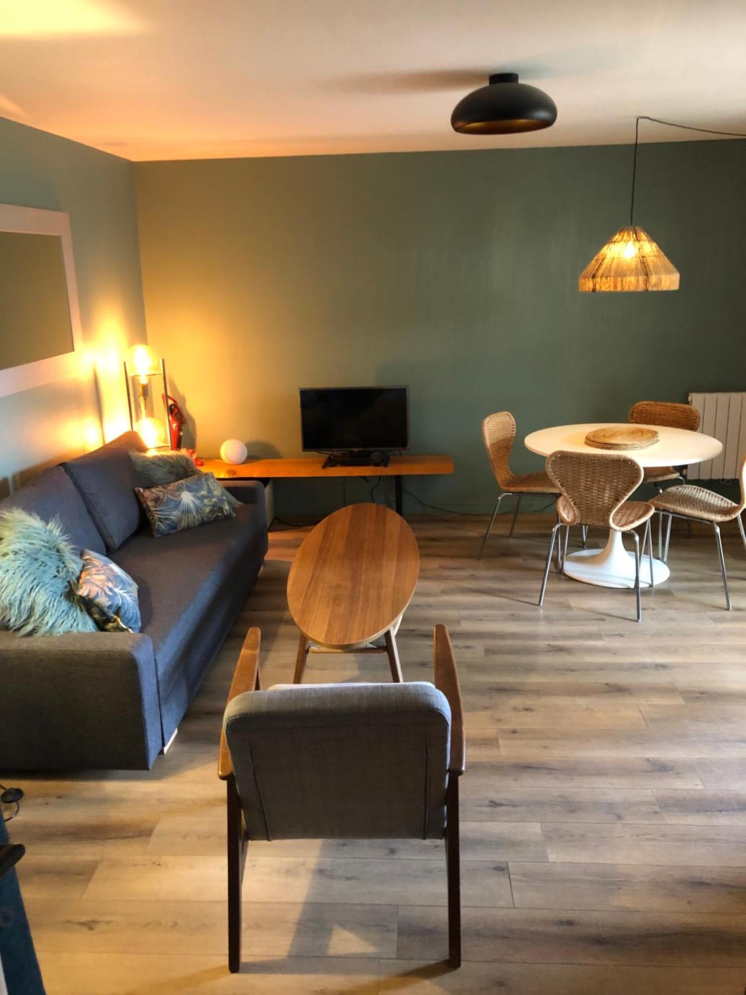 Rez De Jardin Apartment